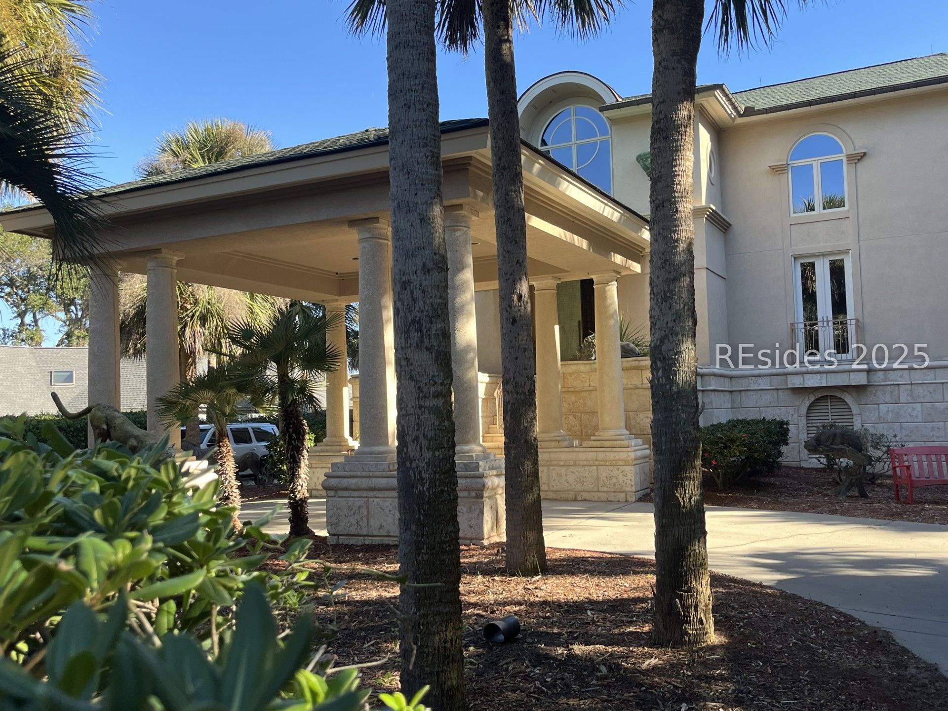 20 N Port Royal Drive