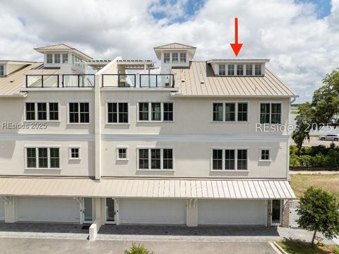 Townhouse For Sale - 112 Whitehall Drive<br/> Beaufort, SC 29907