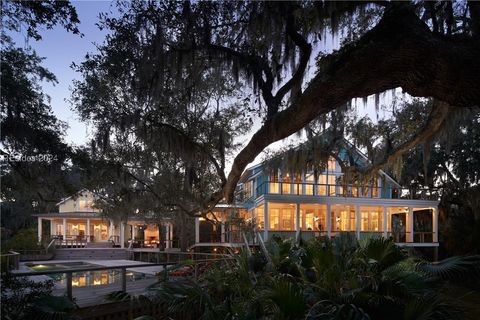 A home in Daufuskie Island