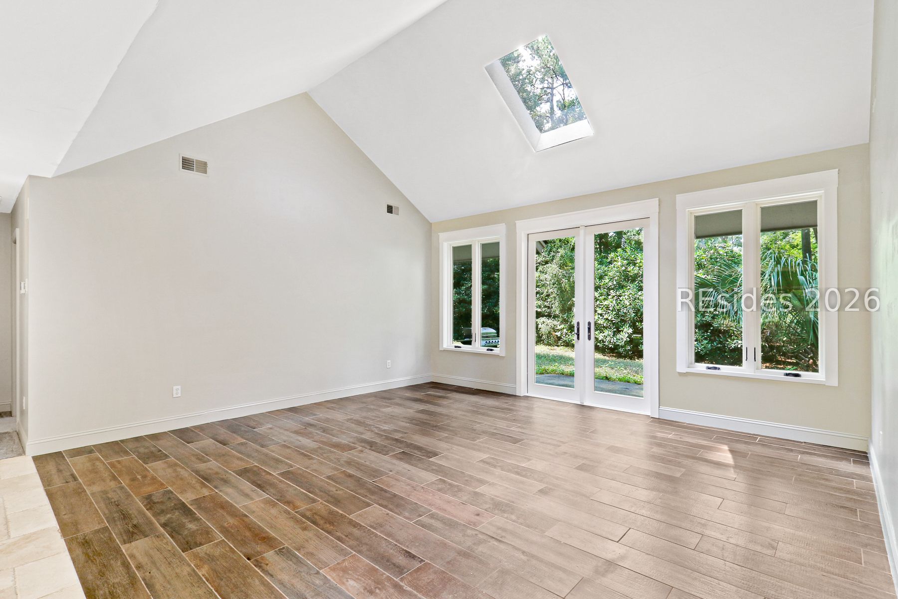 3 Deerfield Road