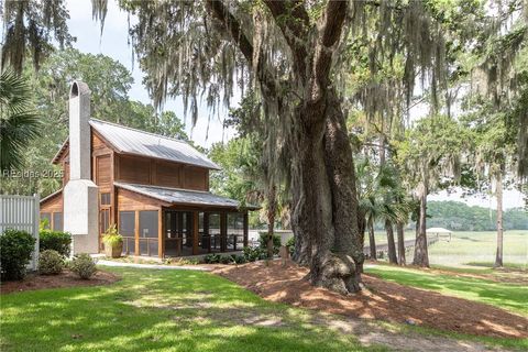 A home in Beaufort