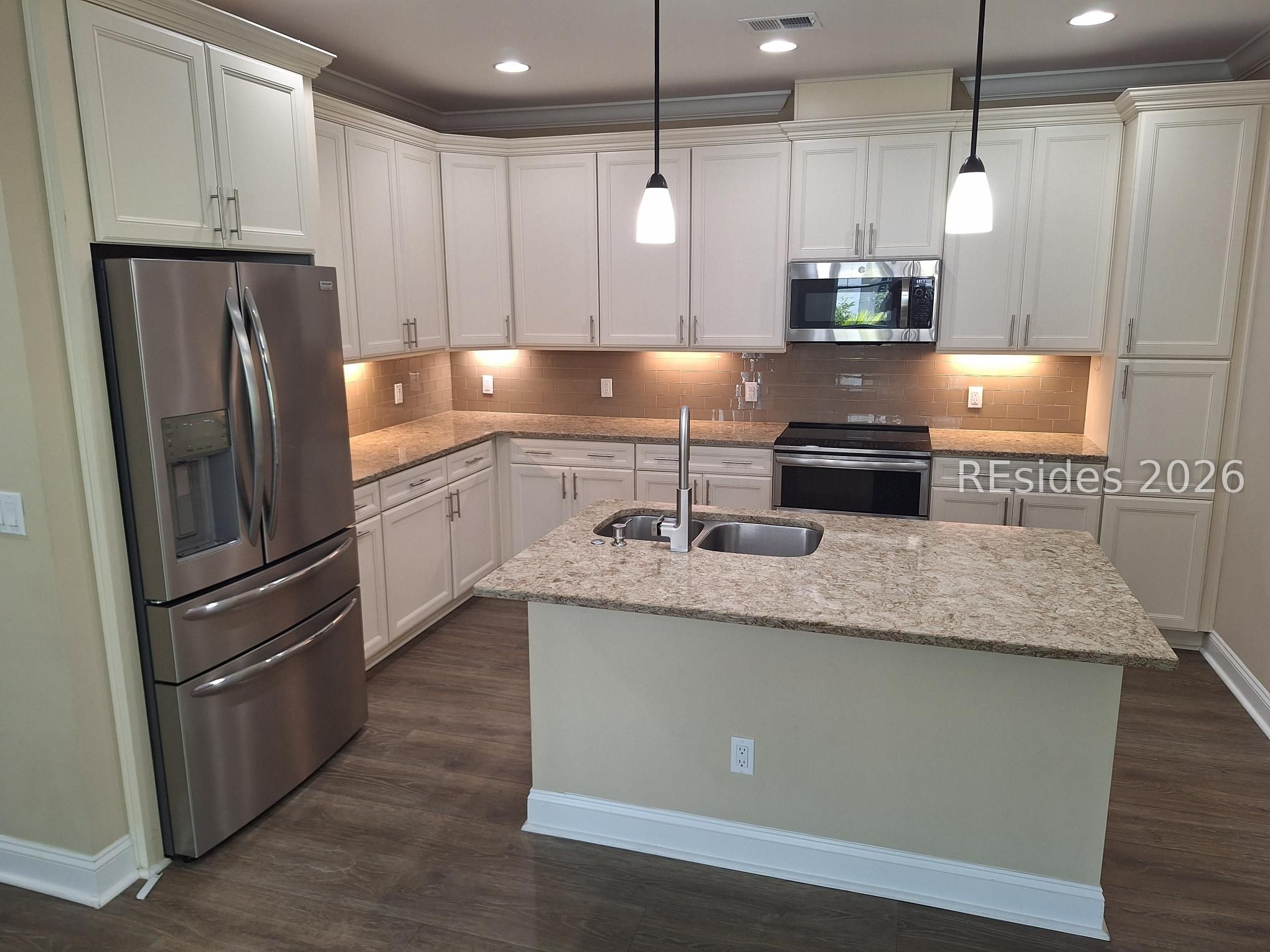 432 Summertime Place