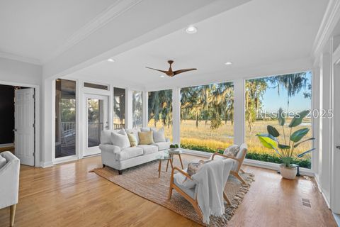 Homes For Sale - 5 Petigru Drive<br/> Beaufort, SC 29902