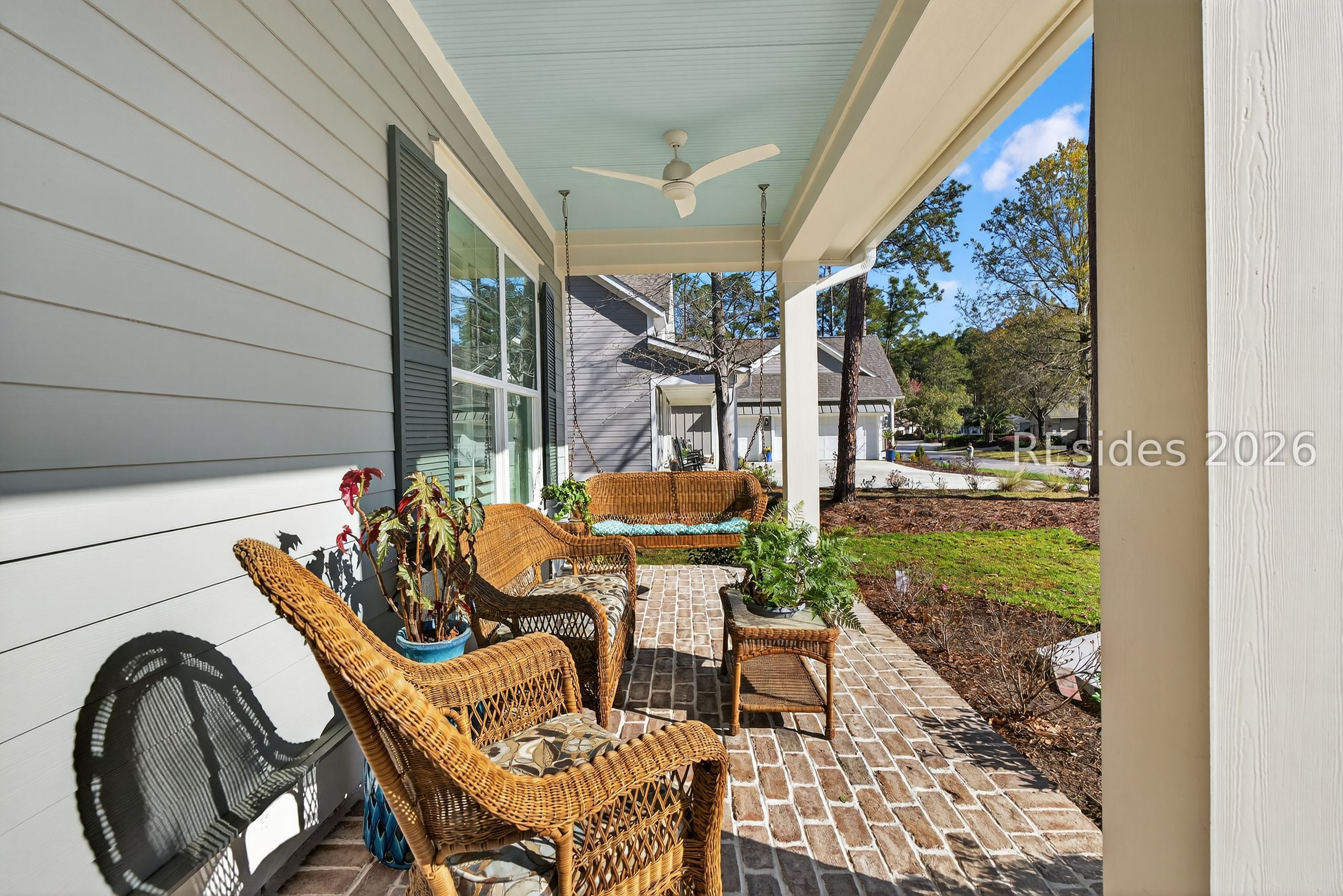 10 Dory Court