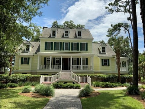 A home in Daufuskie Island