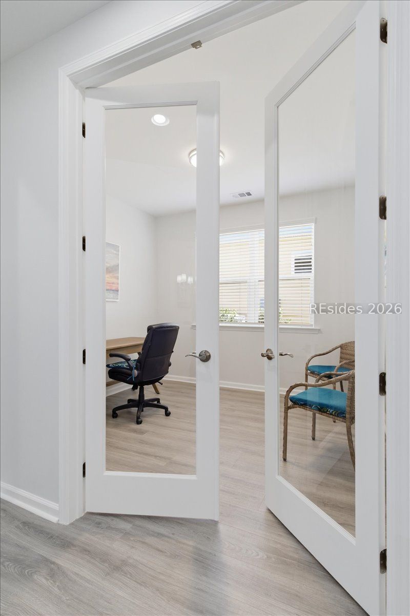 595 Margaritaville Avenue S