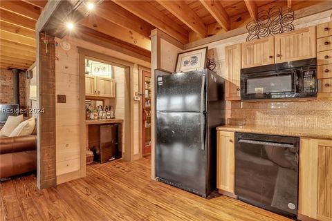 A home in Daufuskie Island