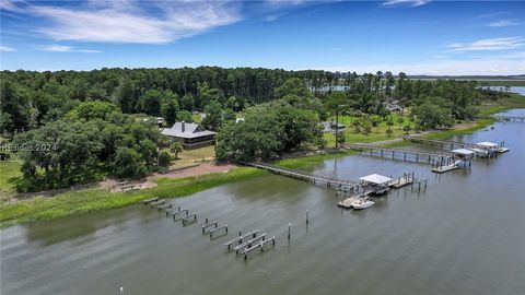 A home in Daufuskie Island