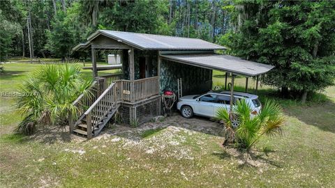 A home in Daufuskie Island