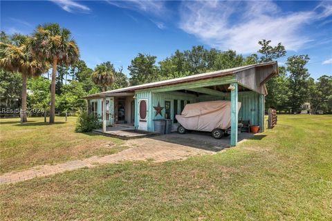 A home in Daufuskie Island