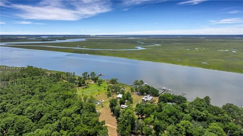 A home in Daufuskie Island