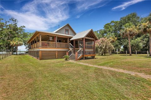 A home in Daufuskie Island