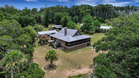 A home in Daufuskie Island