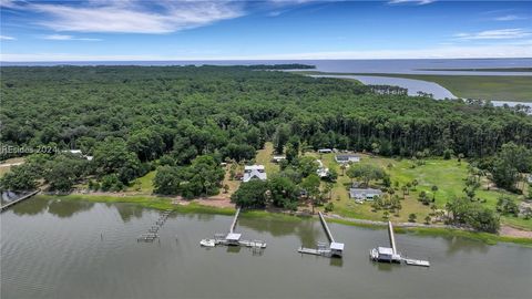 A home in Daufuskie Island