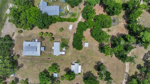 A home in Daufuskie Island