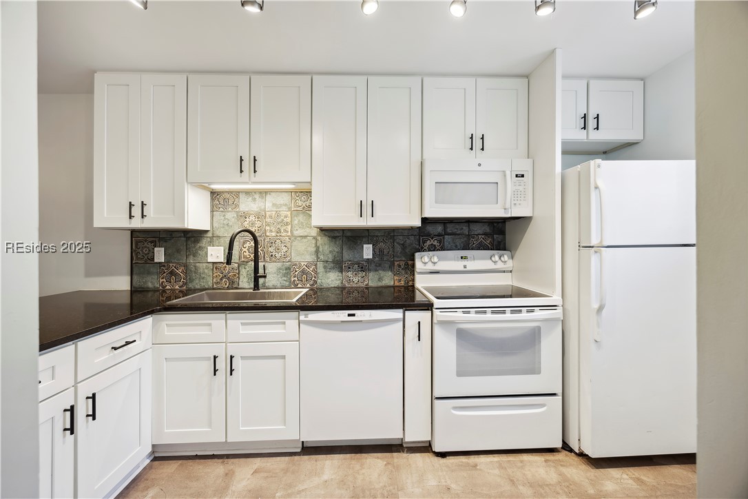 155 Dillon Road #1821, Hilton Head Island, Texas image 1