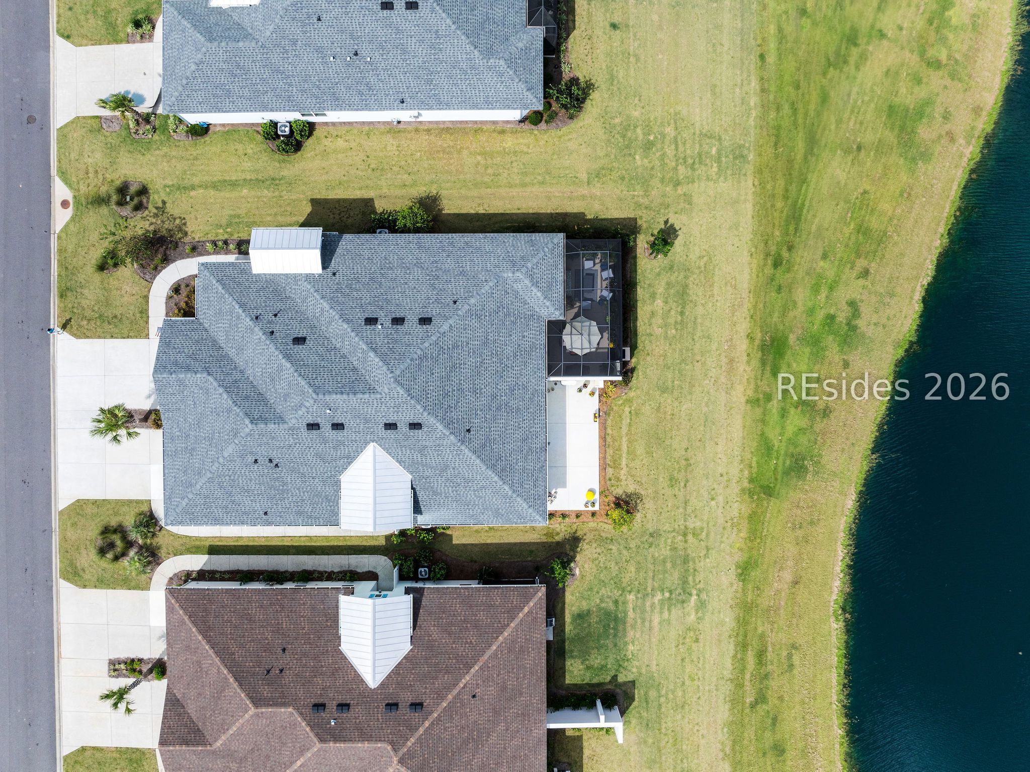 838 Parrot Avenue