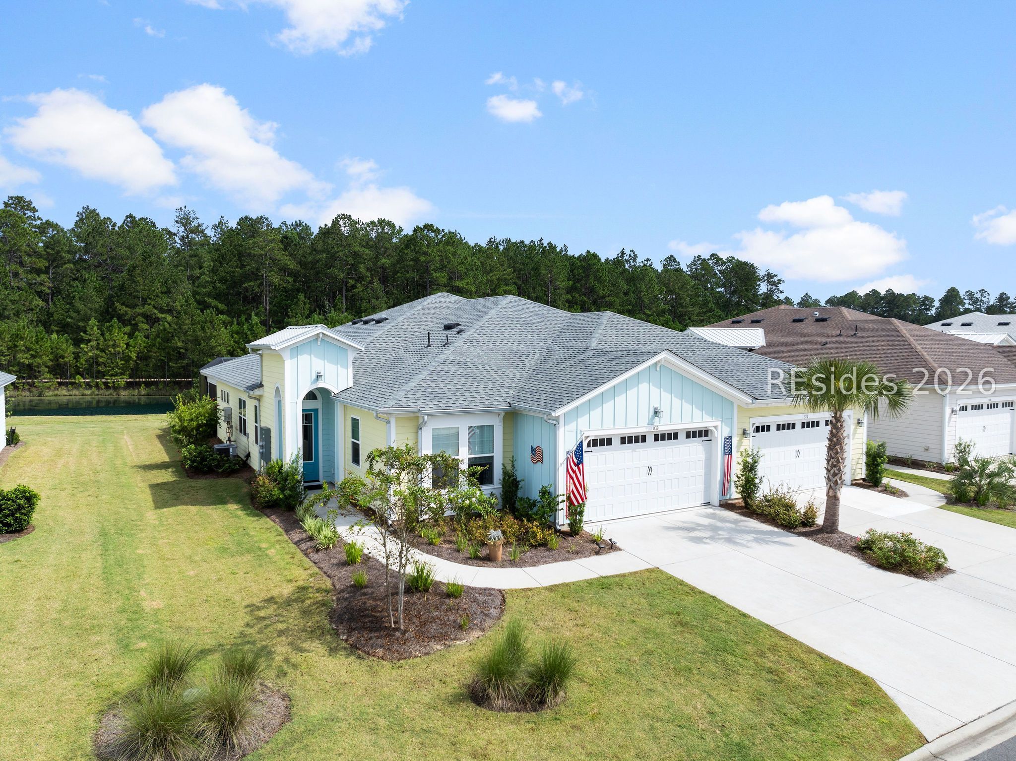 838 Parrot Avenue