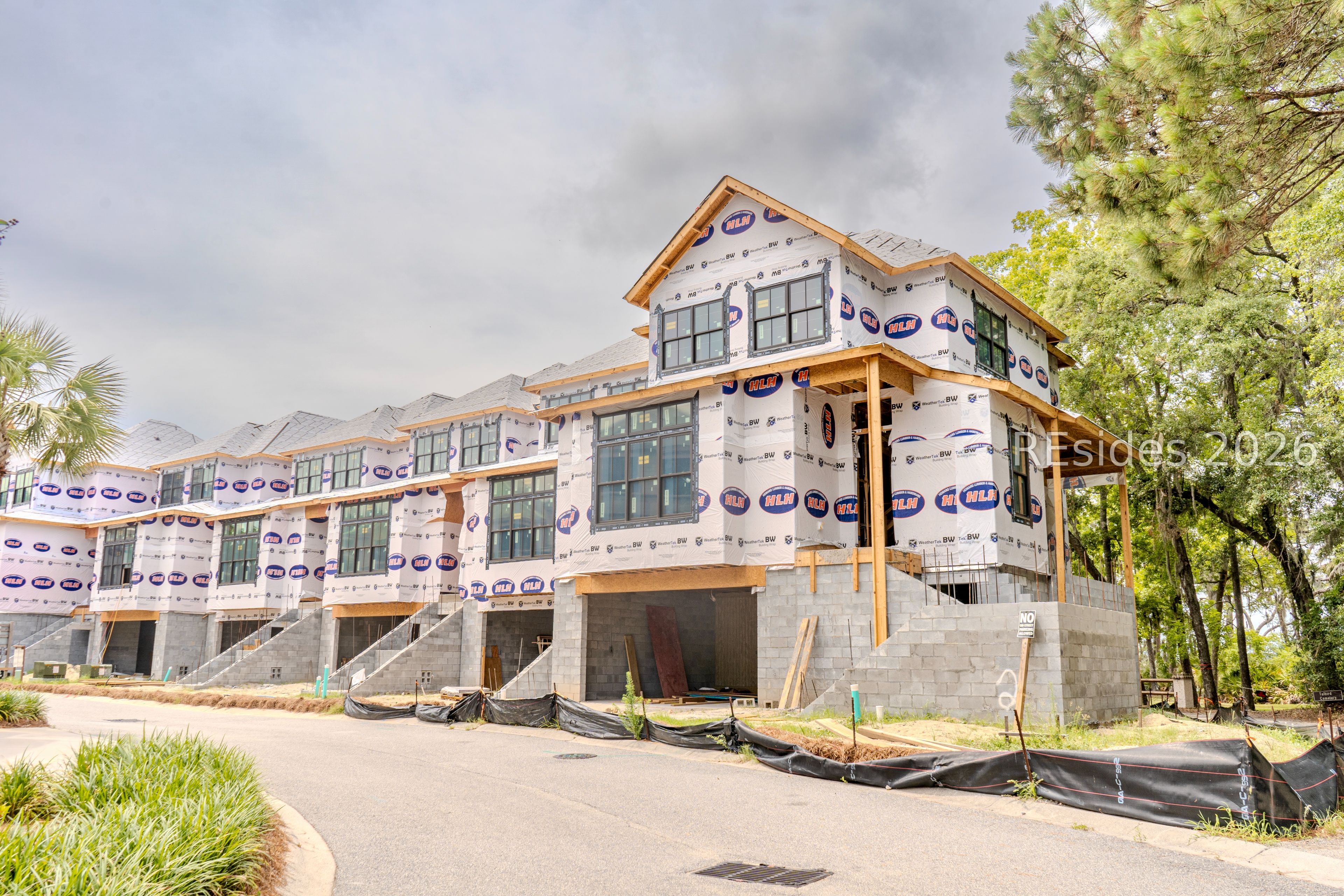 4 Grandview Court