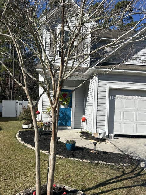 Homes For Sale - 243 Turkey Oak Drive<br/> Bluffton, SC 29910
