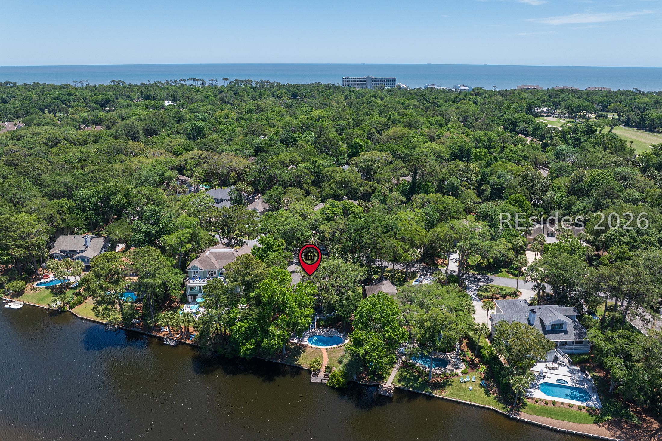 15 Promontory Court