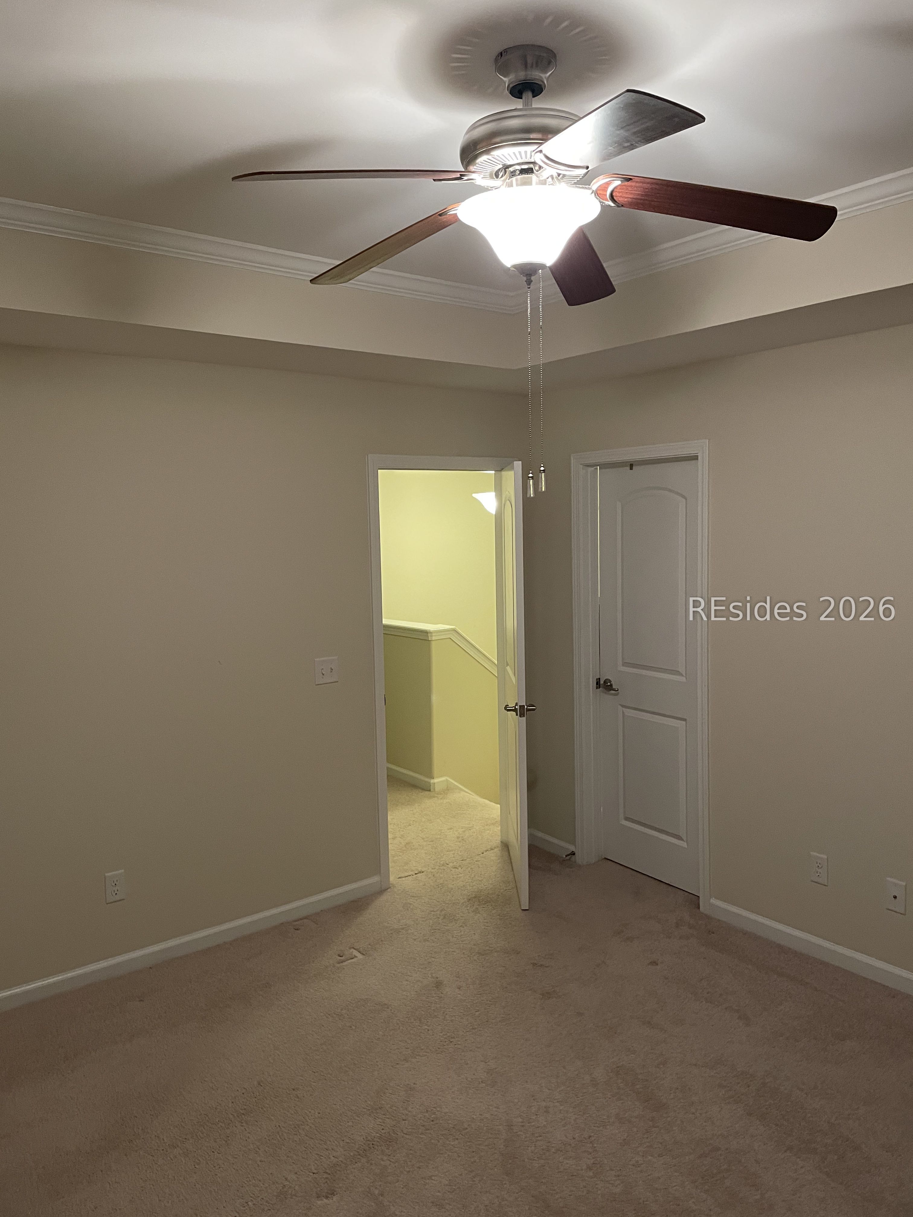 10 Moon Beam Court