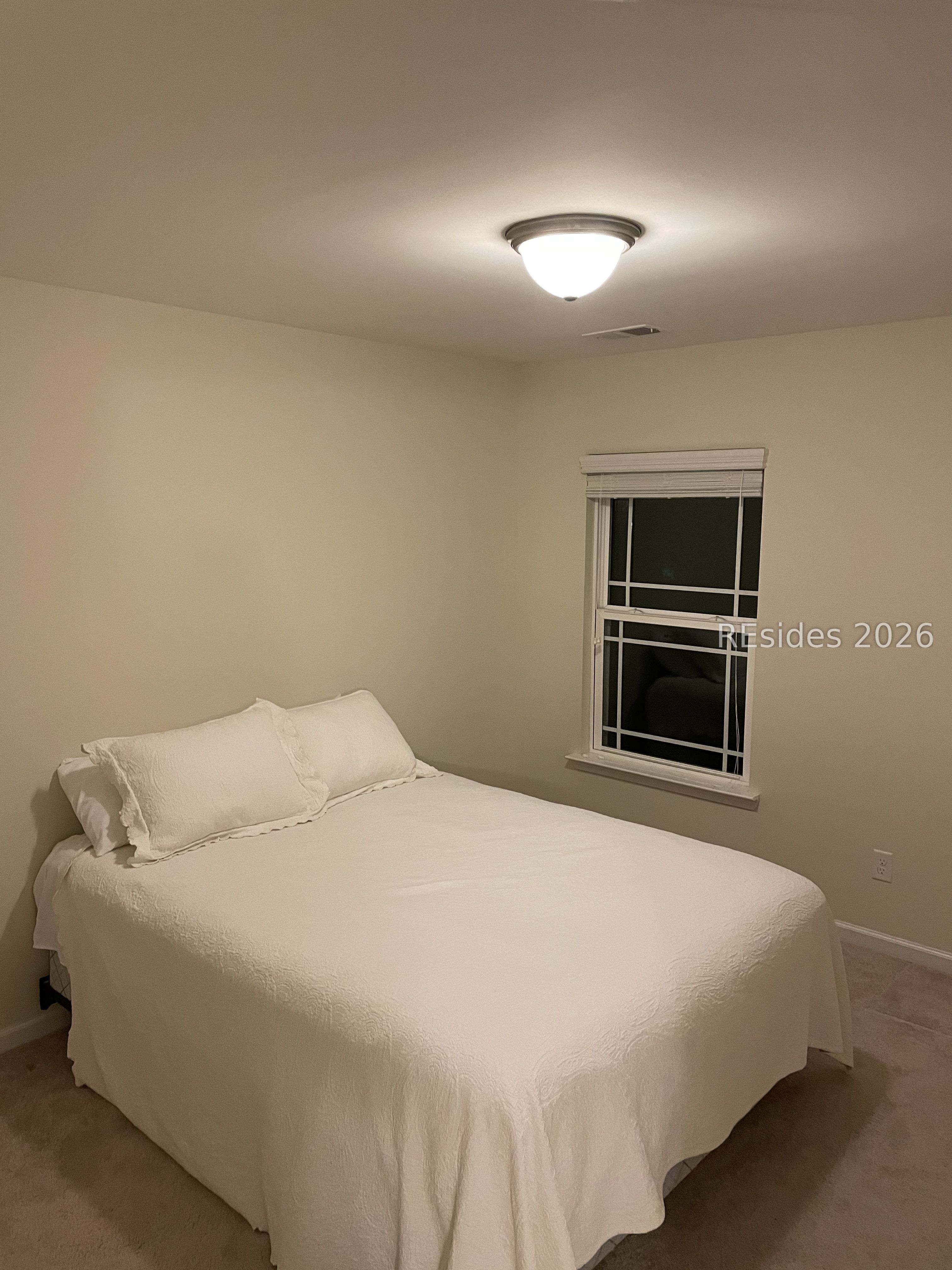 10 Moon Beam Court