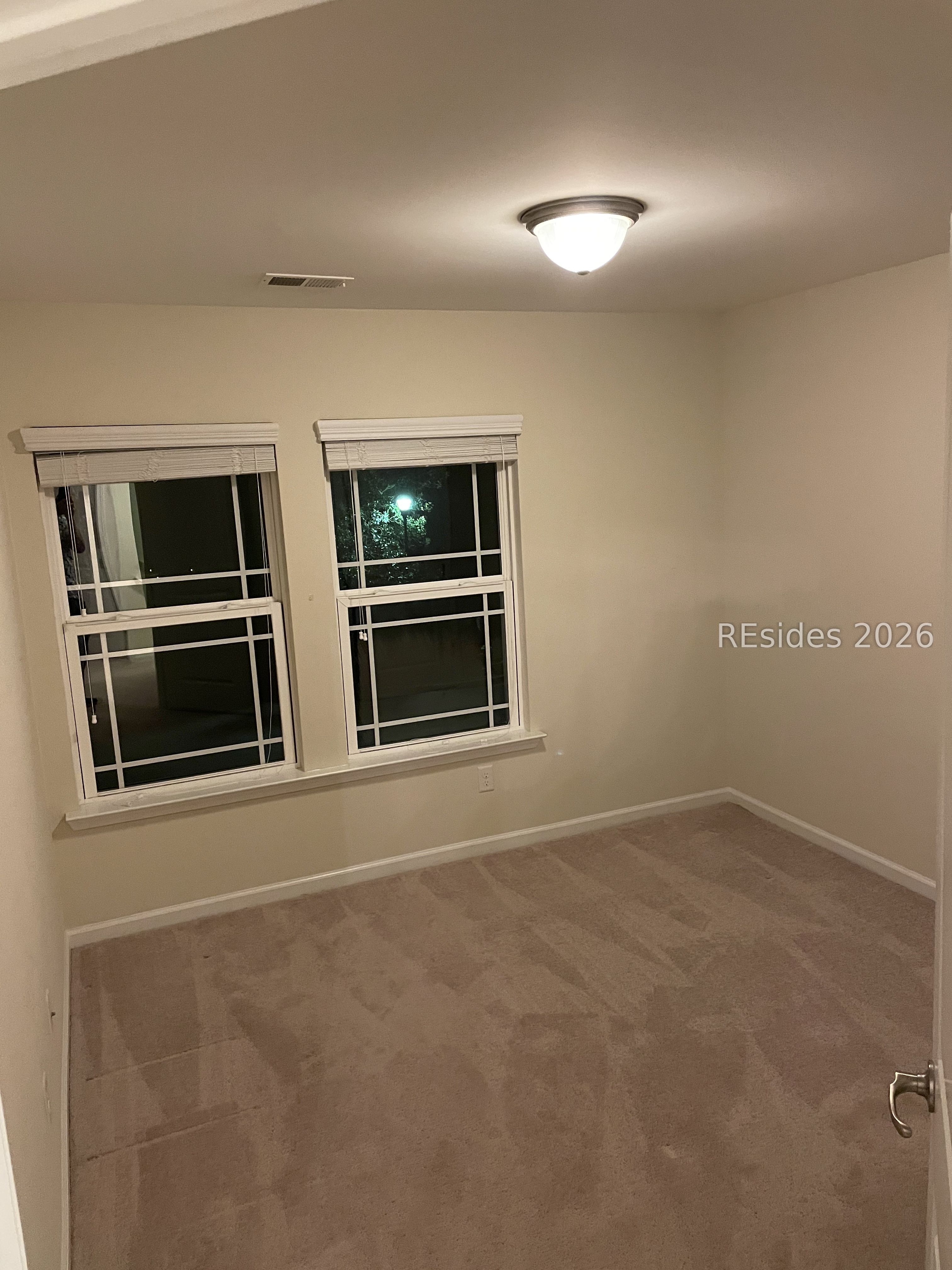 10 Moon Beam Court