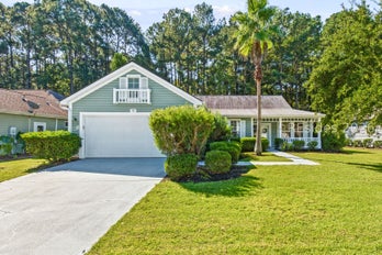 Single Family Residence at 10 Lynah Way