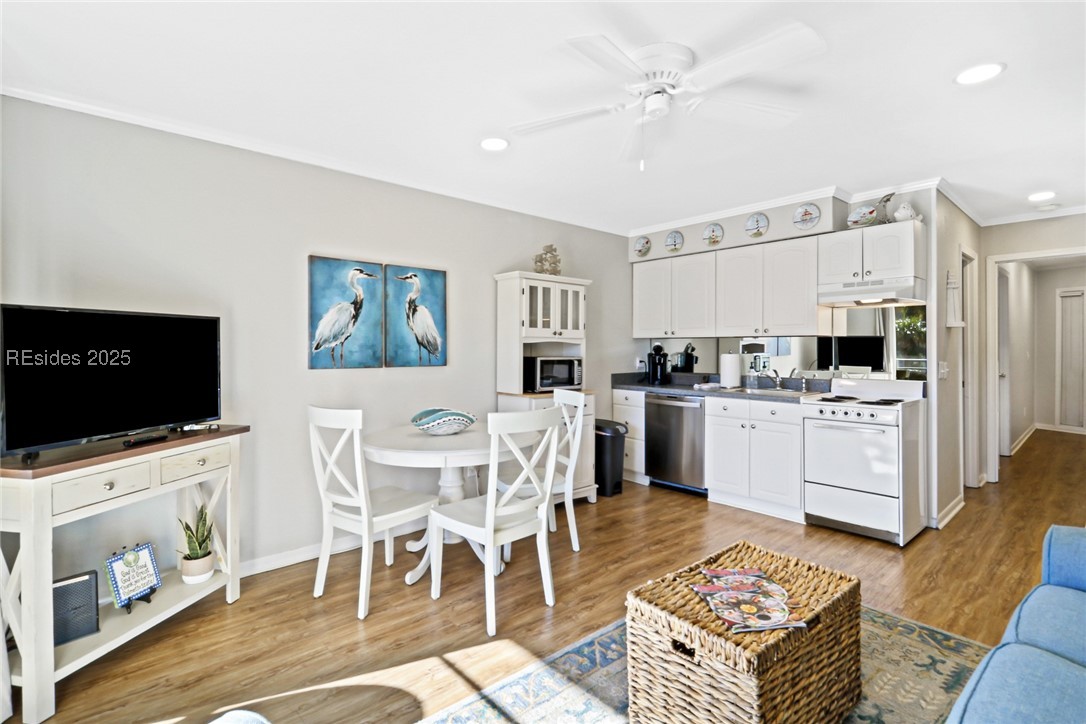 40 Folly Field Road #B149, Hilton Head Island, South Carolina image 13