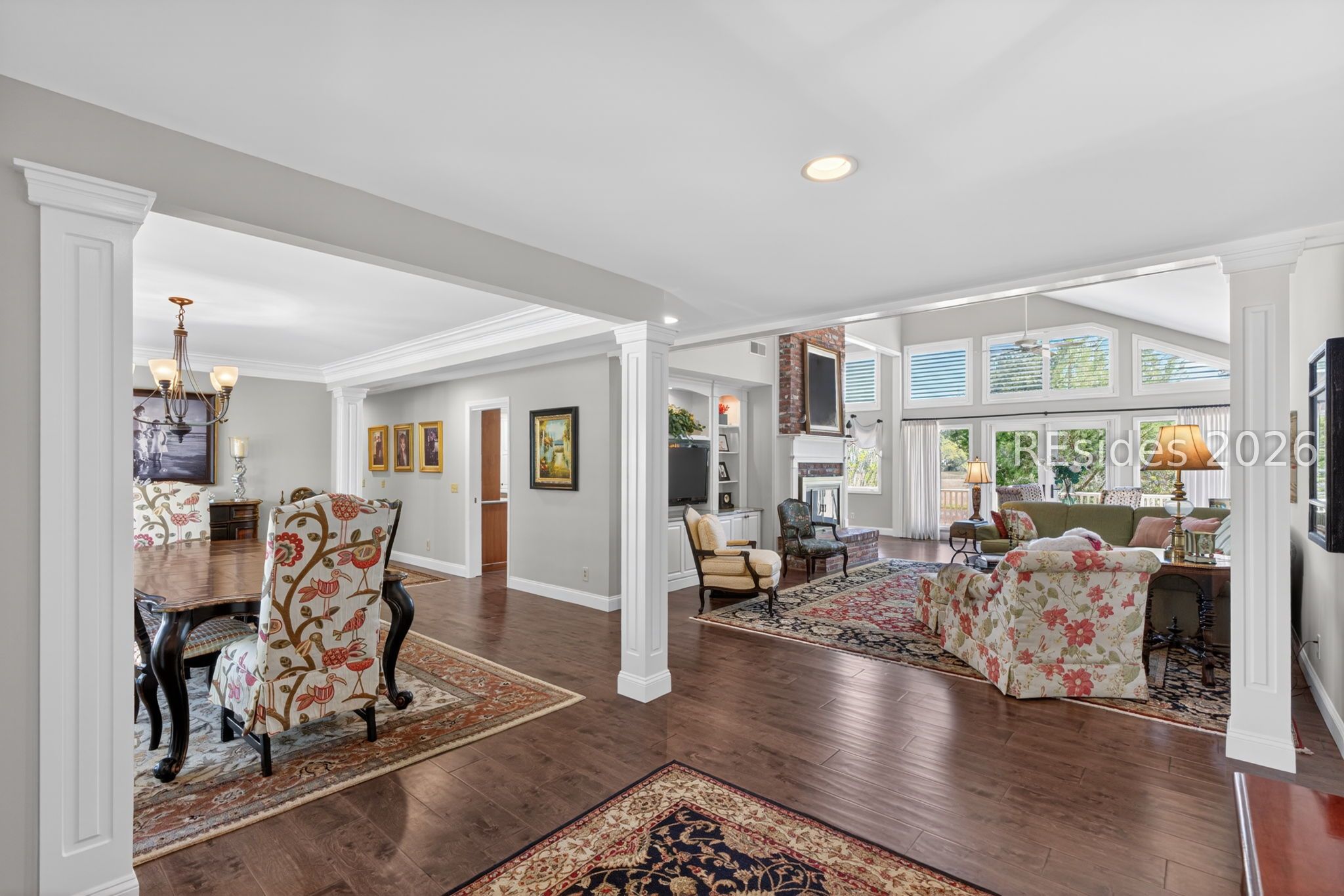 10 Long Marsh Lane