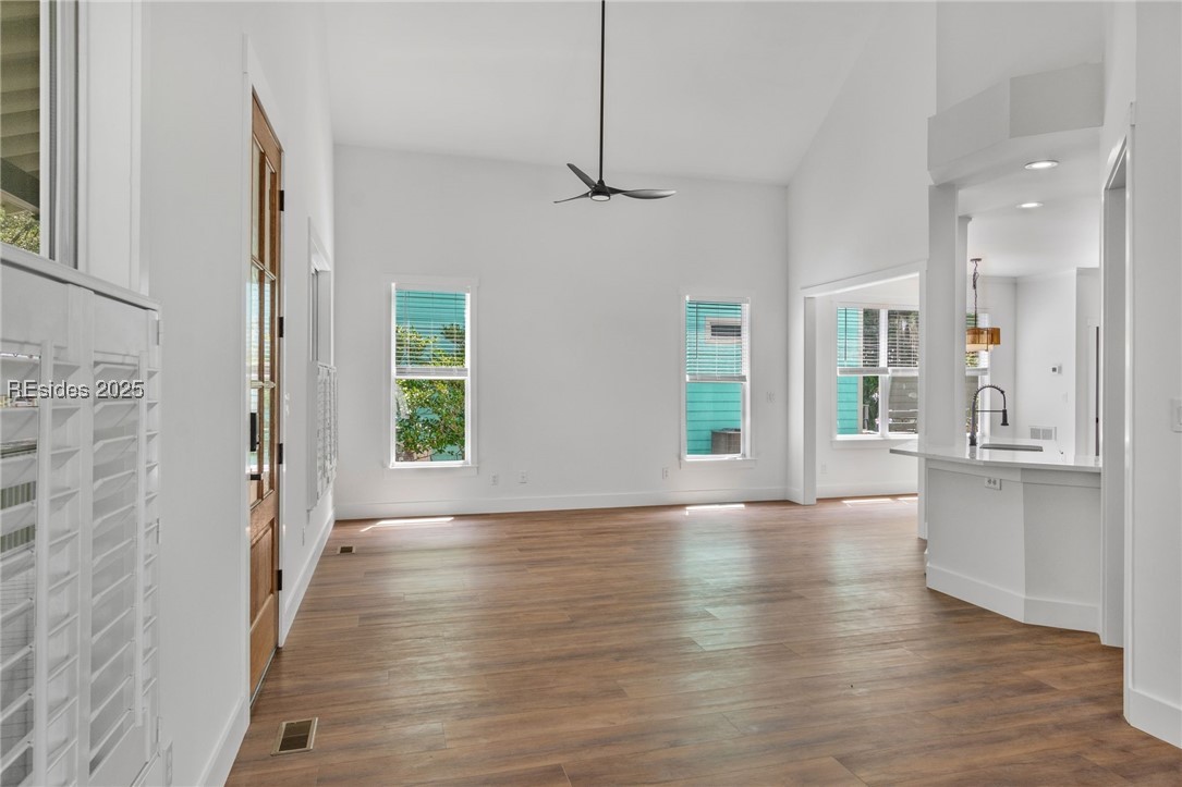 1003 10th Street, Port Royal, South Carolina image 4