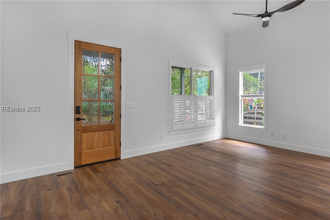 1003 10th Street, Port Royal, South Carolina image 2