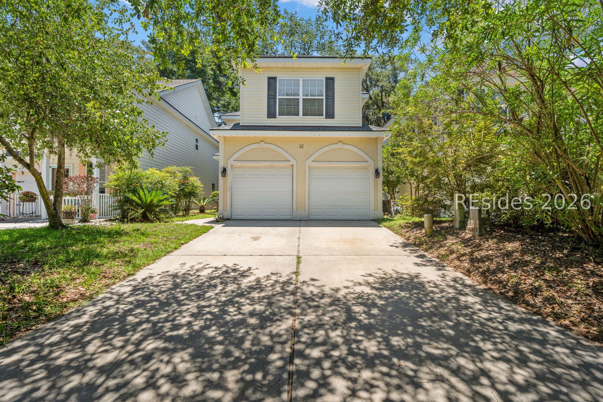 12 Gold Oak Drive