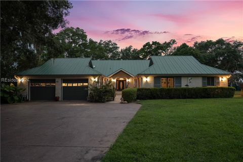 A home in Beaufort