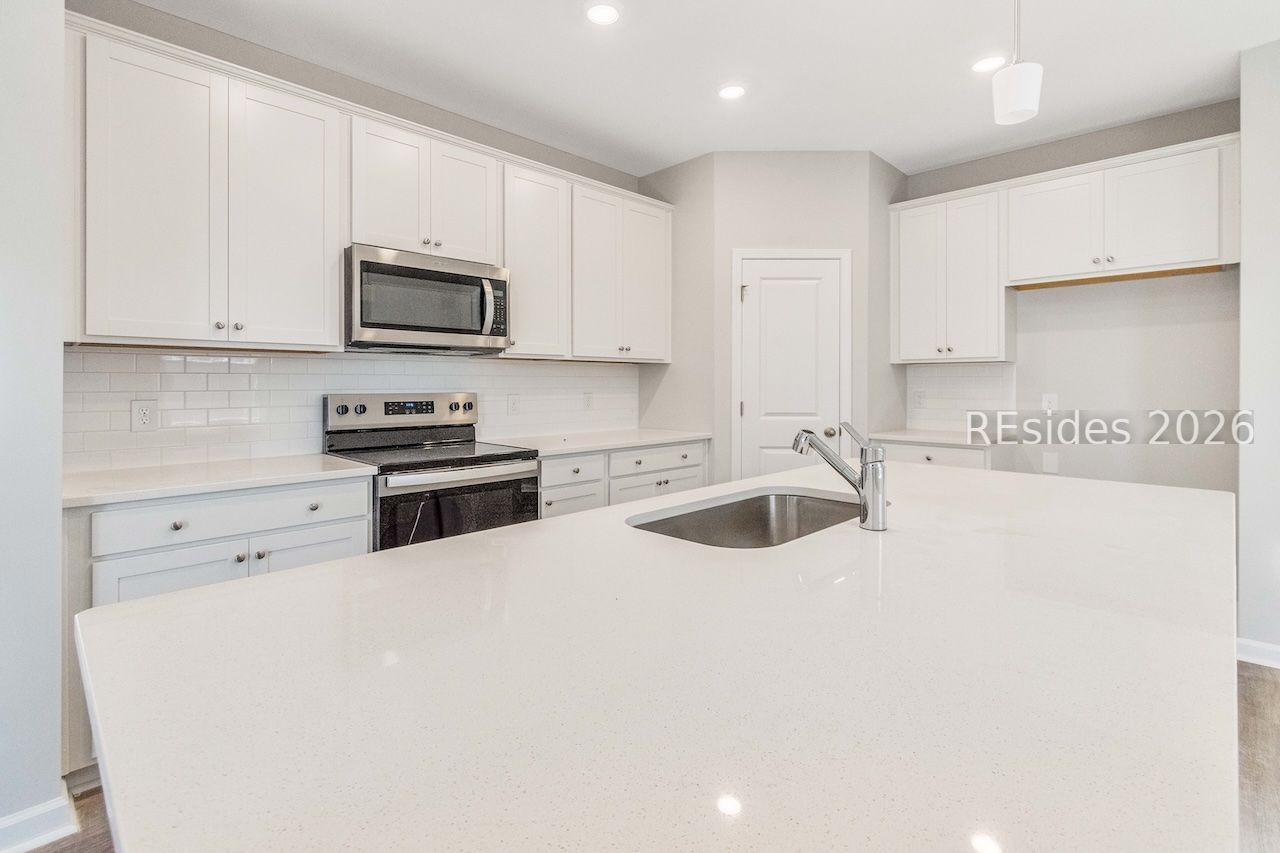 438 Givhans Loop