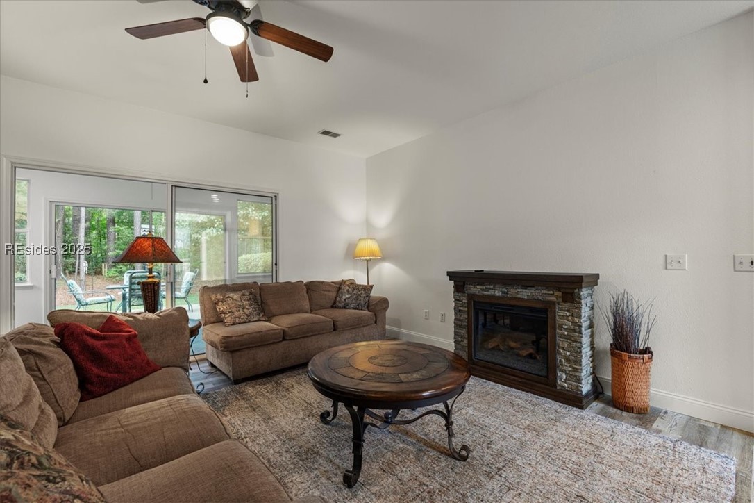 61 Hampton Circle, Bluffton, Texas image 3