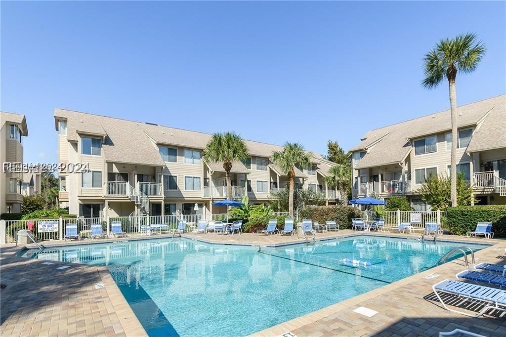 15 Deallyon Avenue #2, Hilton Head Island, South Carolina image 2