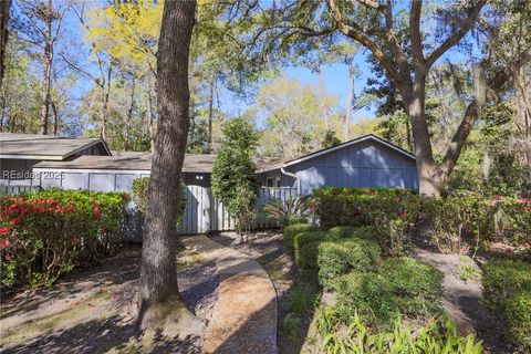 3 Honeysuckle Court, Hilton Head Island, SC 29926 - MLS#: 452140