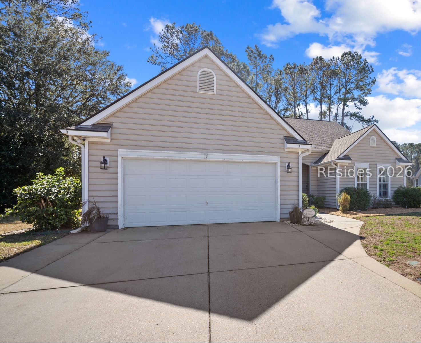 5 Glenwood Springs Court
