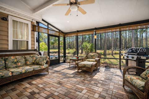 Homes For Sale - 5 Glenwood Springs Court<br/> Bluffton, SC 29910