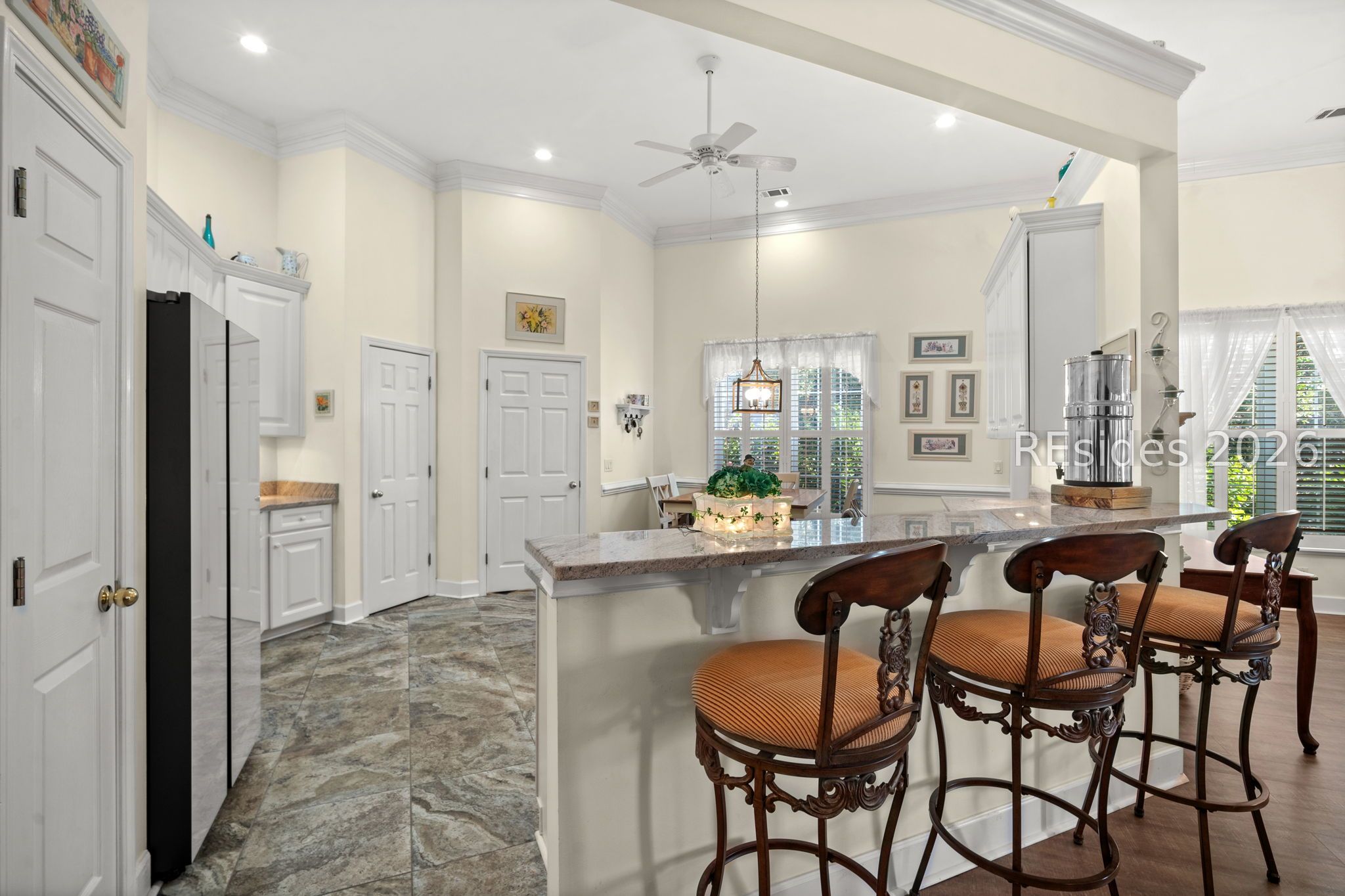 5 Glenwood Springs Court