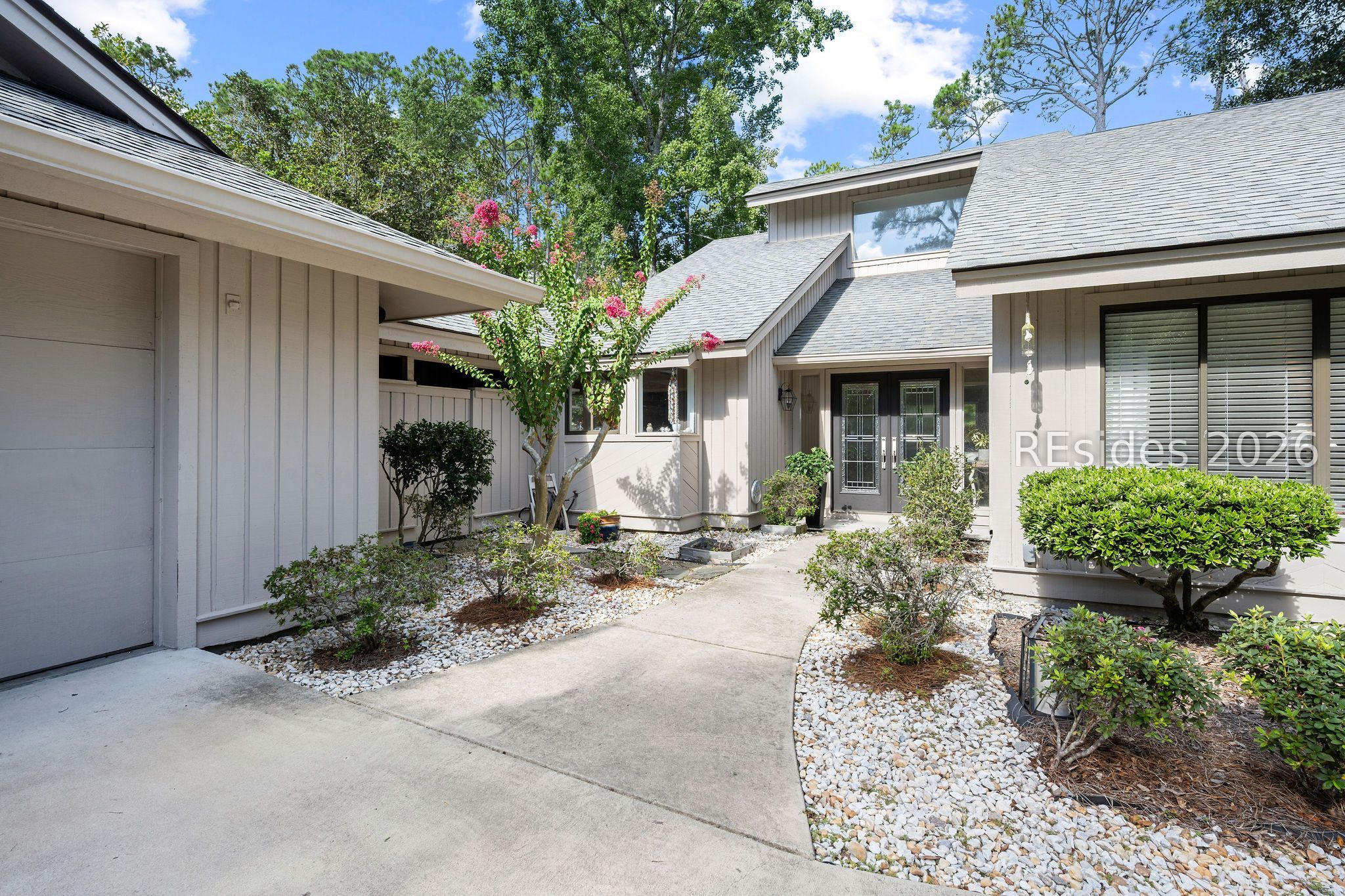 15 Persimmon Place
