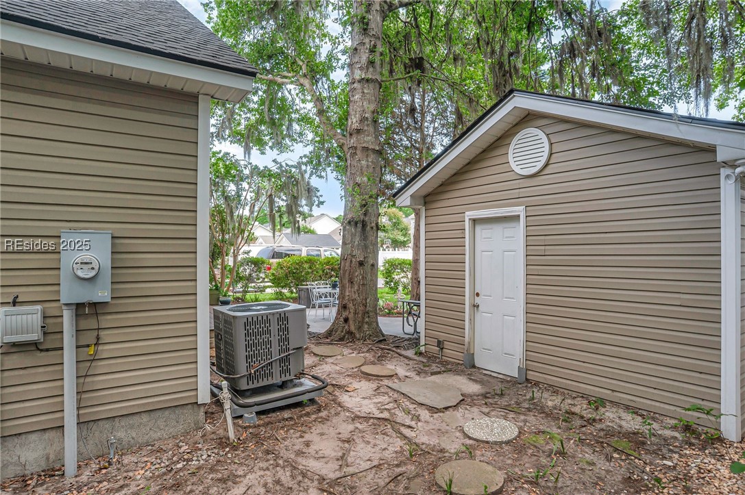 4 Savile Avenue, Bluffton, Texas image 30