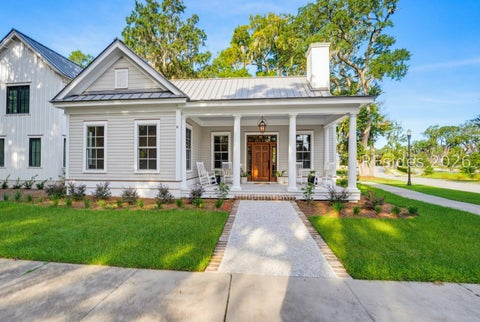 Homes For Sale - 6 Meridian Road<br/> Beaufort, SC 29007