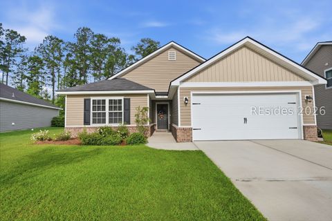 Townhouse For Sale - 112 Lakeway Drive<br/> Bluffton, SC 29910