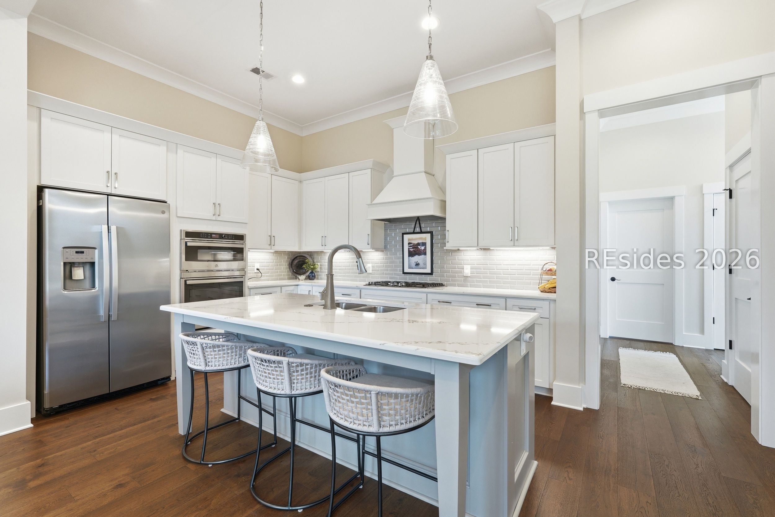 1 Grandview Court