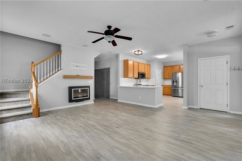 Single Family Residence in Bluffton SC 64 9TH Avenue 5.jpg