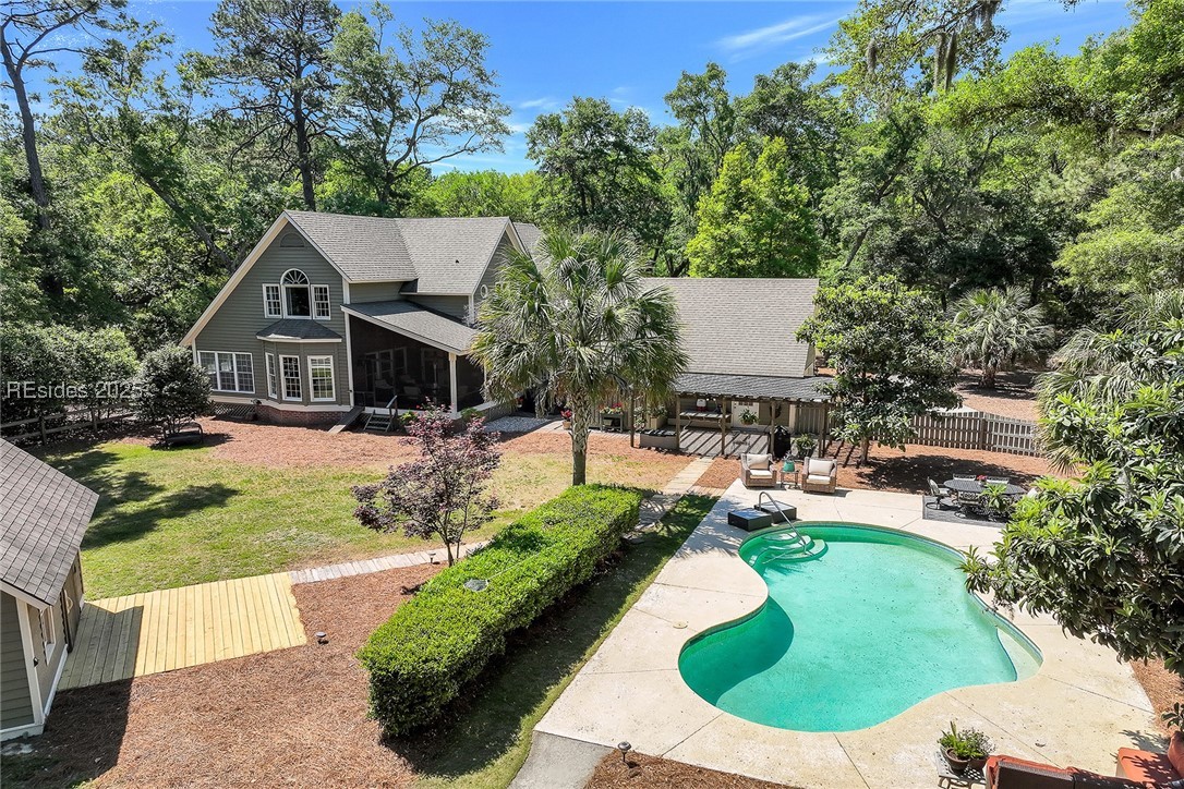 4 Canters Court, Bluffton, Texas image 2