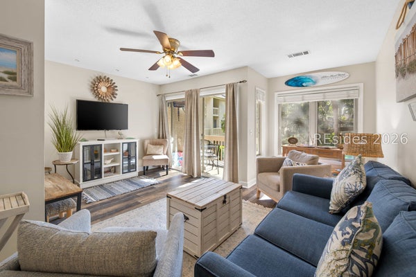 24 DEALLYON AVE, HILTON HEAD ISLAND, SC 29928 - Image 559079c5b516e5d449fe515fcef2eb05/1290792292